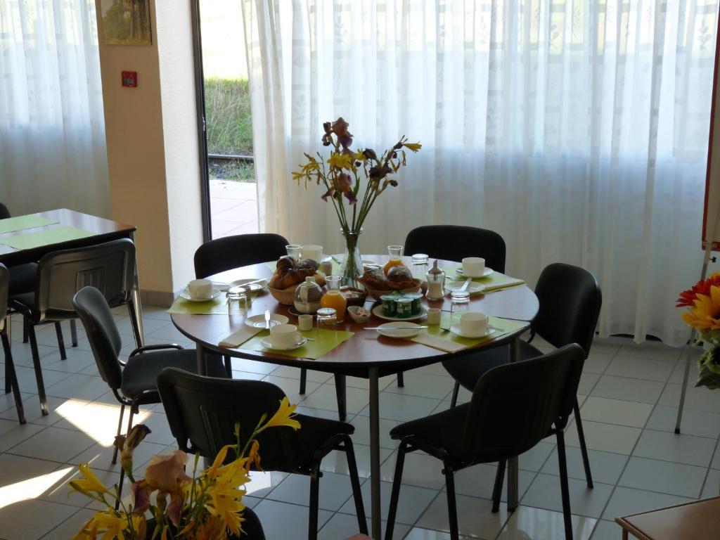 Hotel De La Gare 3*